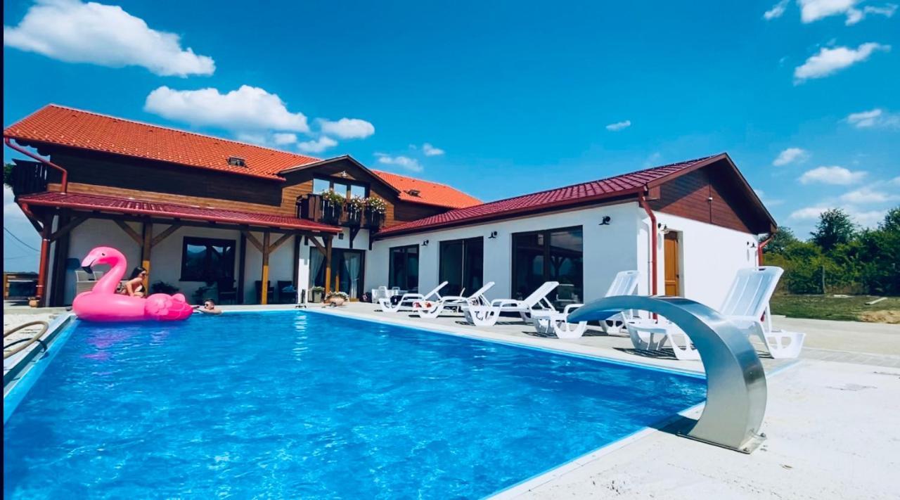 Gold Horse Vendeghaz Hotel Szilvasvarad Exterior photo